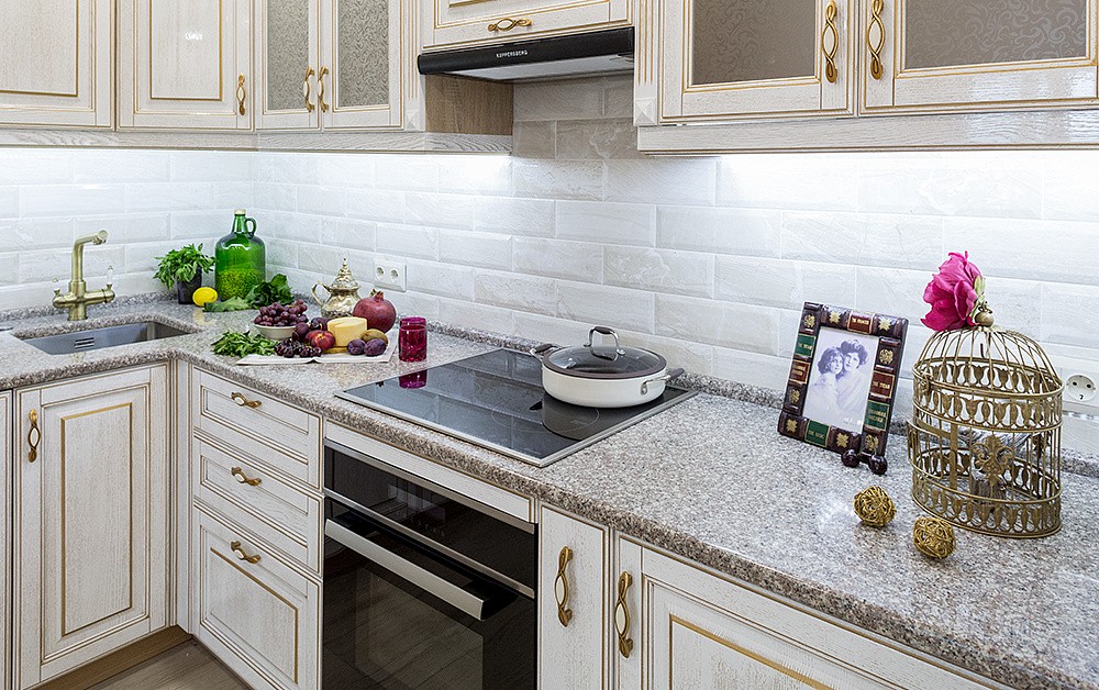 Кухня Виконт с патиной