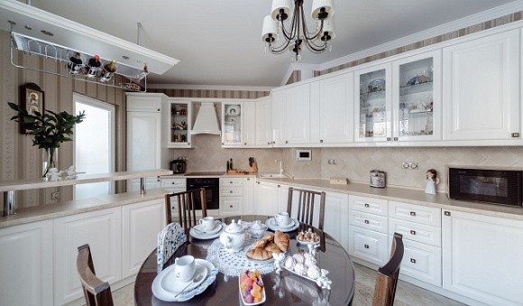 Светлая кухня в Обнинске